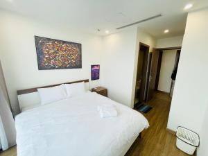 Diamond Housing - Vinhomes SkyLake Service Apartment