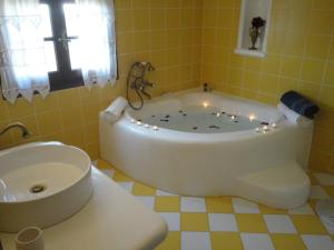 Villa Mantalena Skyros Greece