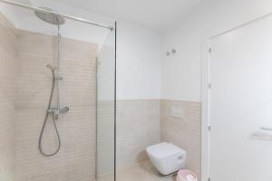 Luxury Apartment , Birdie Club - Kura Homes