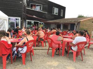 Campings Mobil-home le petit paradis Vendeen camping 3 etoiles 7km des plages : Mobile Home