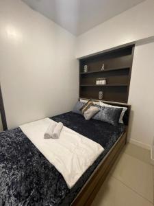 2bedroom with 2balcony with pool view 1633-34