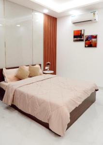 The Luxe Stays in Central Delhi