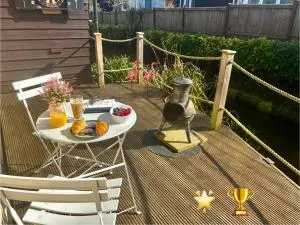 Little Brook Retreat - Barnston