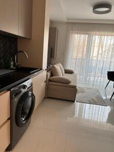 LaMira 2,3 Apartments