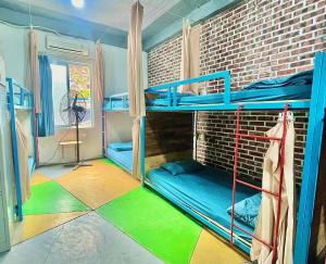 Domik Homestay - Cát Bà