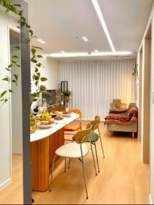 JAY HOUSE near cheonho subway line 5, 8