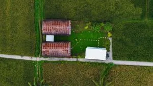 Bale Tetebatu - Seganteng