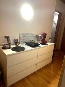 Wohnung 3 Personen , ruhig gute Boot-Messe Anbindung,Parkplätze & Top- öffentliche Verkehrsmittel zur City und Messe