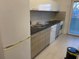 Nice apartment in friendly area