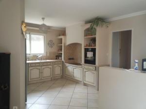Villas VILLA AVEC PISCINE au calme ! : photos des chambres