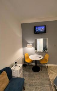 Stunning studio next to Harrods