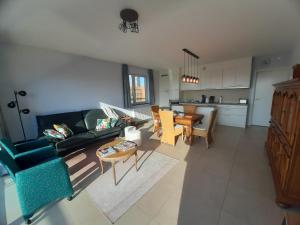 Appartement Bootsman prachtig zicht, groot zonnig terras, garage, fietsenberging OOSTENDE FIETSSTAD - ENSORSTAD