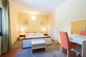 Villa Loredana, a warm and sunny villa close to the beach