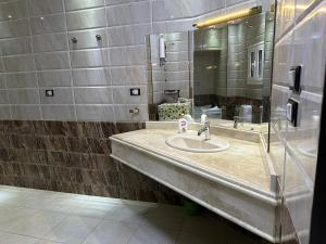 Amazing apartments overlookingof Egypt