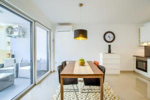 Pula Center Gem - Spacious two Bedroom with Garage & Balcony