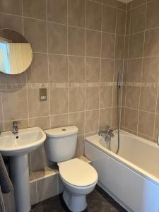 Chaucer View, Chaucer House Apts