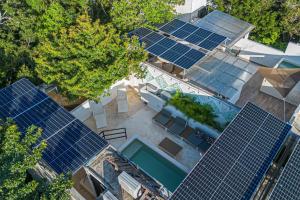 Two-Condos House in Great location with Rooftop and Pool and BBQ