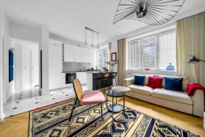 Warsaw - Workspace & Park nearby - by Rentujemy