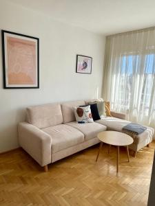 City Garden Apartment