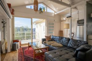 ペット可 撮影商用利用可 The Cabin Ashina 富士山と海を望むヴィンテージ平屋一棟貸し南葉山