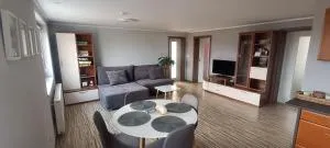 Apartmán s výhľadom na Bojnický zámok - Koš