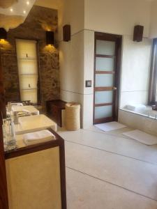 Sariska Lodge