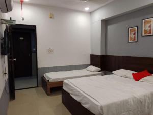Infinity Rooms D-Mart