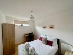 Perfect Location in Heart of Glasgow West End - Pass the Keys