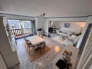 Appartements Duplex en plein centre, 3min plage : photos des chambres