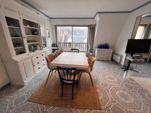 Appartements Duplex en plein centre, 3min plage : photos des chambres