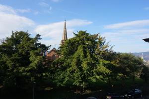 Chaucer View, Chaucer House Apts