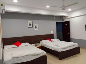 Infinity Rooms D-Mart
