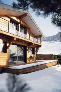 L'abri de Saint-Germain, between lake and mountains - تالوار