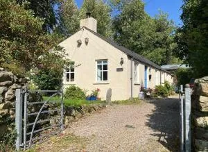 Curragh-Ard Cottage - Bryansford