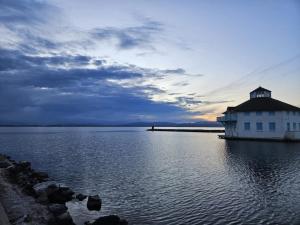 Appartement dans résidence piscine chauffée