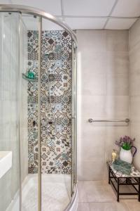 Valletta Townhouse with Maltese Balcony