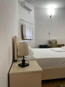 Dora Guest house