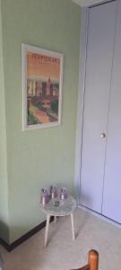 Appartements 50m des cures studio Phannie wifi parking grand balcon vue degagee : photos des chambres