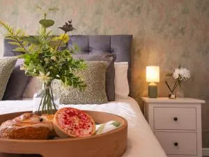 4 Bedroom Town House in Llanfoist within walking distance to Abergavenny - Llanellen