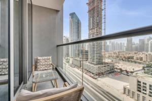 New Luxury 1BR Apart Business Bay with Balcony