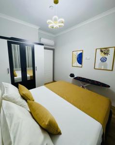 Sunny Shores Holiday