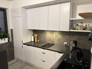 Przytulna kawalerka blisko centrum