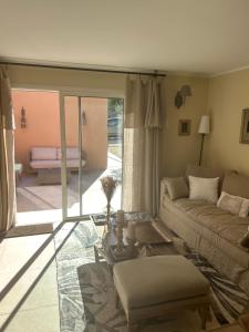 Maisons d'hotes A l-ombre des pins : photos des chambres