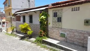 Casa na cidade ITAPARICA -- House in ITAPARICA town - 伊塔帕里卡