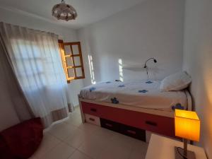 Apartamento Calablanca con amplia terraza y vistas al mar y a la montaña