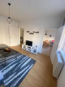 Valor Apartments