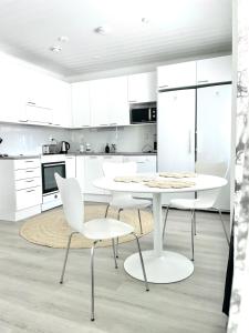 Valoisa uusi kaksio keskellä Suomea