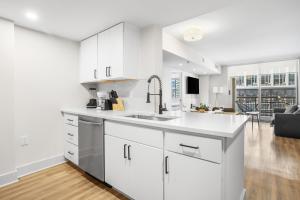 Comfortable Apartment with Top Amenities