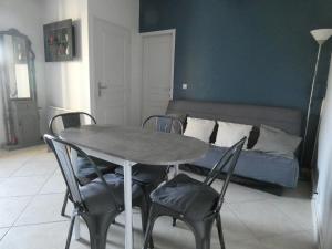 Appartements La Sarriette Provencale : photos des chambres