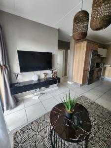 2Bed Serene Lagoon Escape